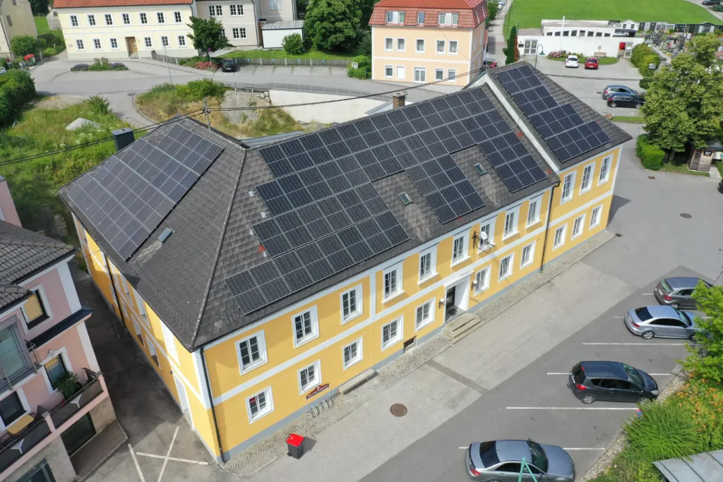 PV auf Gasthaus in Ried in der Riedmark
